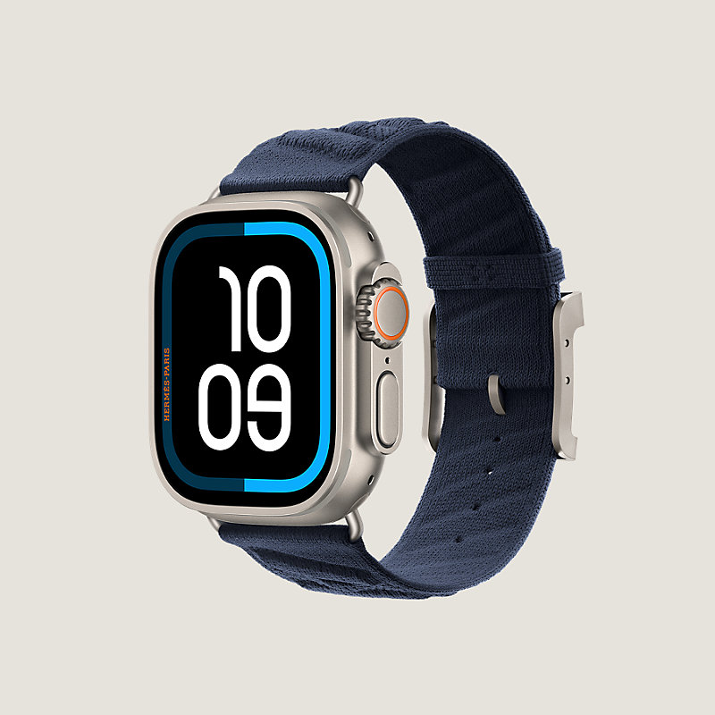 Apple Watch Hermès エルメス ネイビー レザーバンド Band Apple Watch Hermès Single Tour 49 mm En Mer | Hermès USA